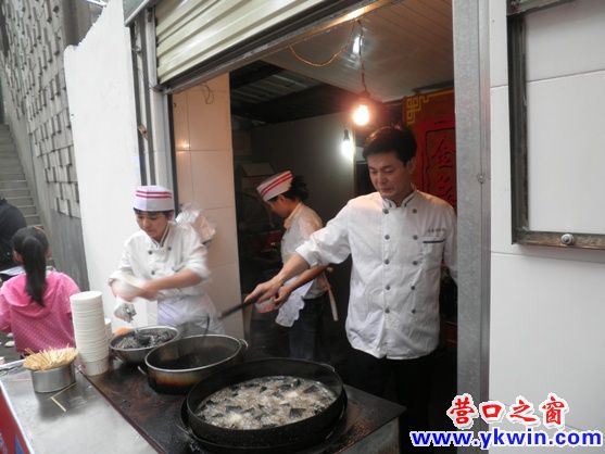 營口人鼎立“臭豆腐”名震長沙