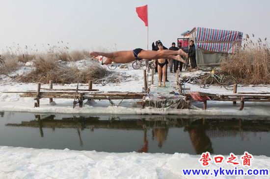 調(diào)整大小 新年雪后 056