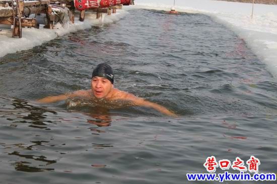 調(diào)整大小 新年雪后 070