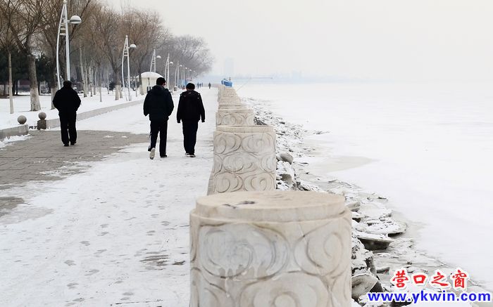 遼河已經(jīng)開(kāi)化提醒切勿踏冰