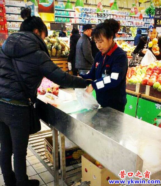 608c081cjw1e060oeida0j_副本