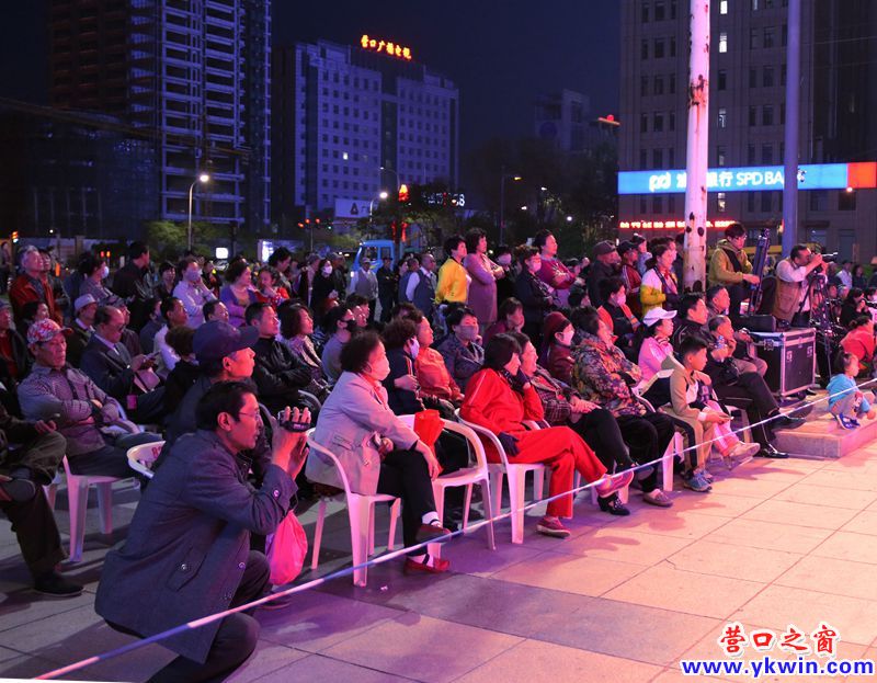 藝術(shù)節(jié)  8