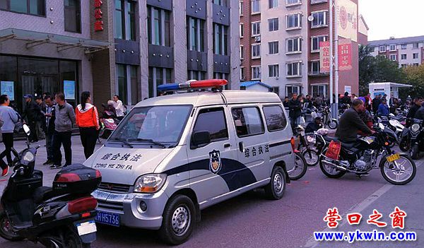 破爛市  城管車(chē)