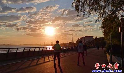 今日遼河岸邊（手機(jī)攝影）——欣然